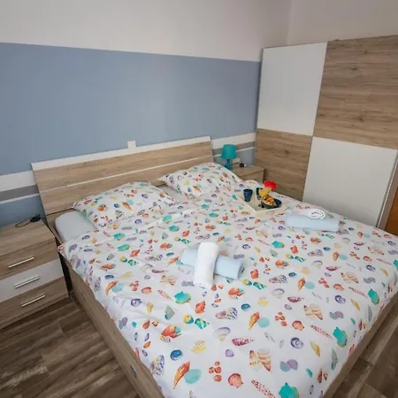 Traversa Apartment *