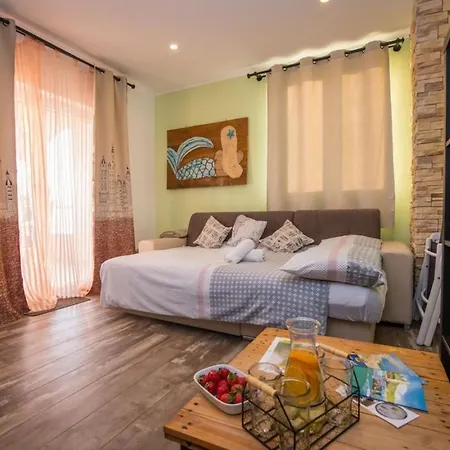 Traversa Apartment *